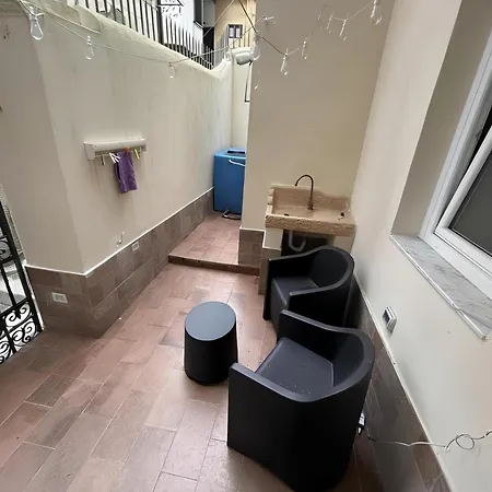 شقة Dimora San Francesco Calabro بيتسو